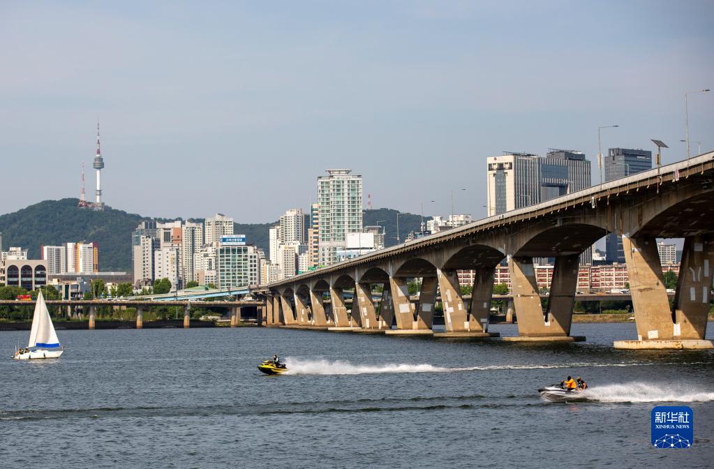 韩国首尔：热浪来袭