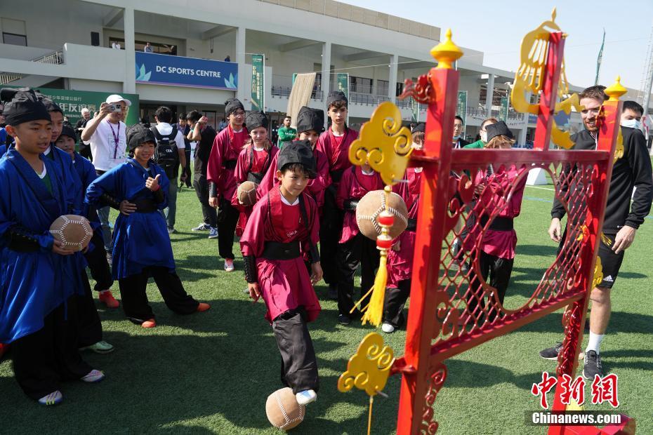 中卡青少年蹴鞠交流活动在卡塔尔多哈举行