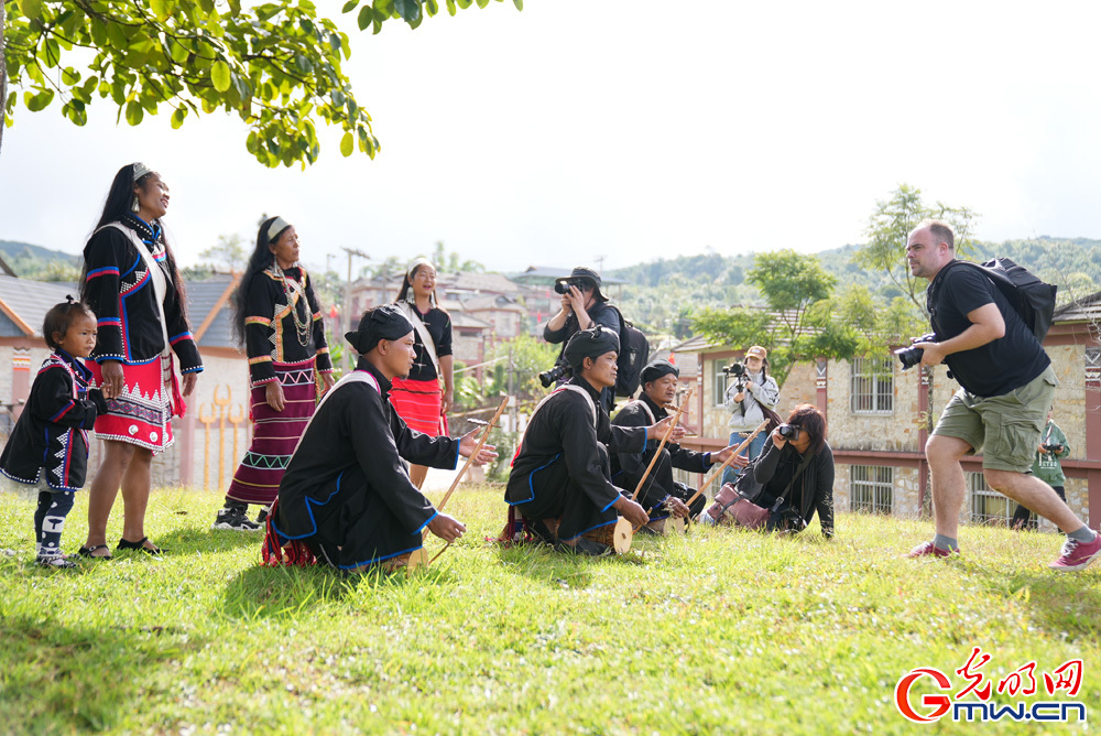 探访中缅边境神秘魅力佤族村庄永俄寨