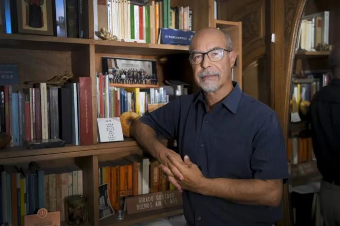 东西问·中国学｜阿根廷学者何广思：如何更好理解中国式现代化？