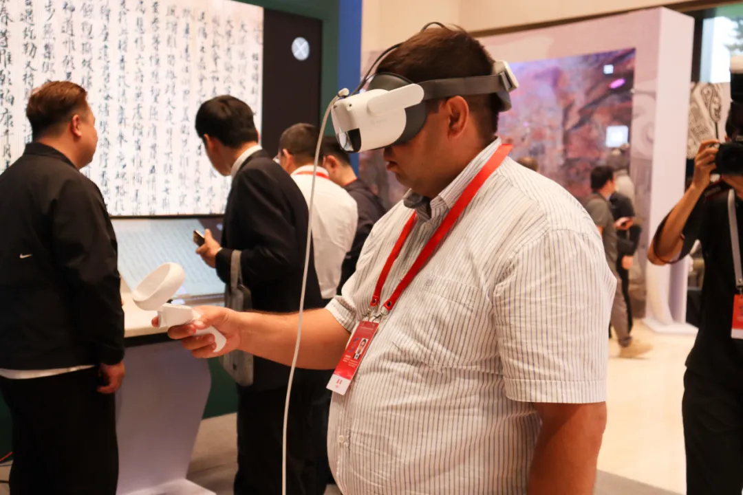 东西问·中国学｜短评：交流与阐释：历史的中国学如何走来？