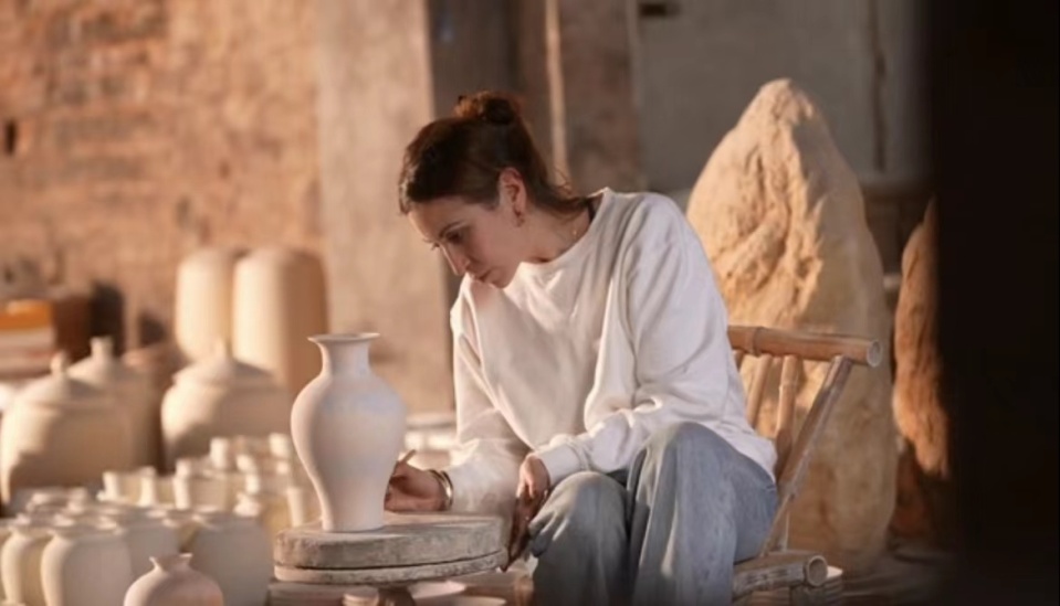 遇见中国丨将十年光阴融入景德镇的法国艺术家：文化共鸣间 他乡亦所爱