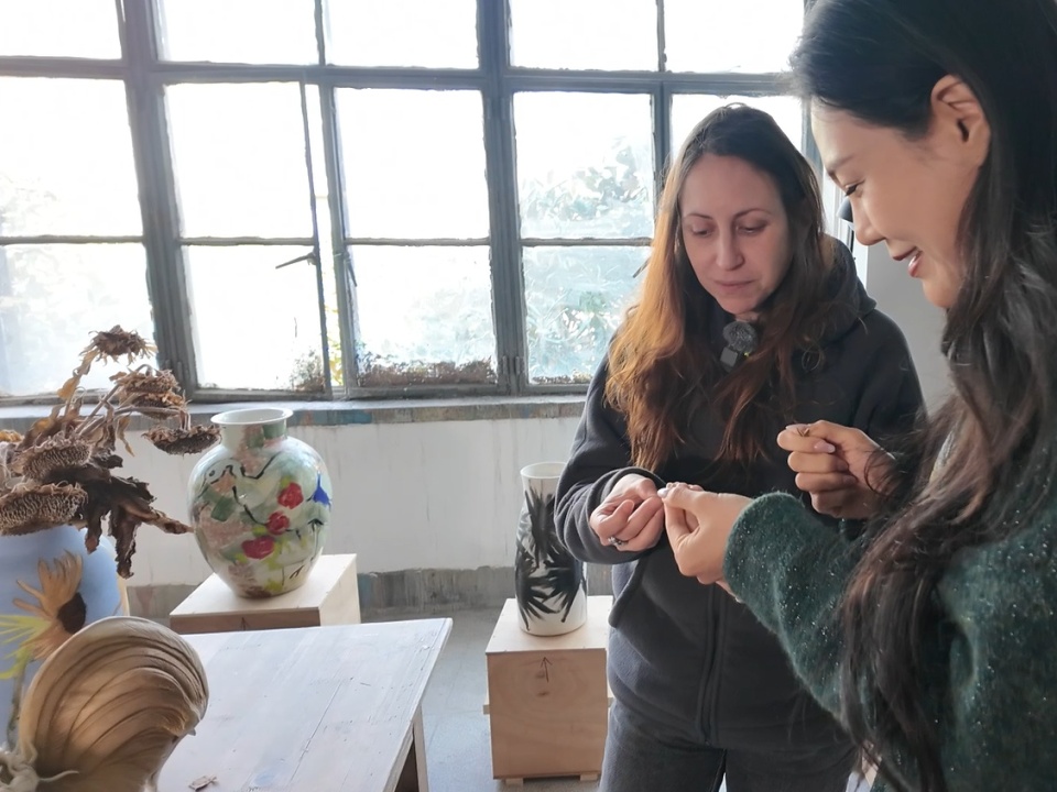 遇见中国丨将十年光阴融入景德镇的法国艺术家：文化共鸣间 他乡亦所爱