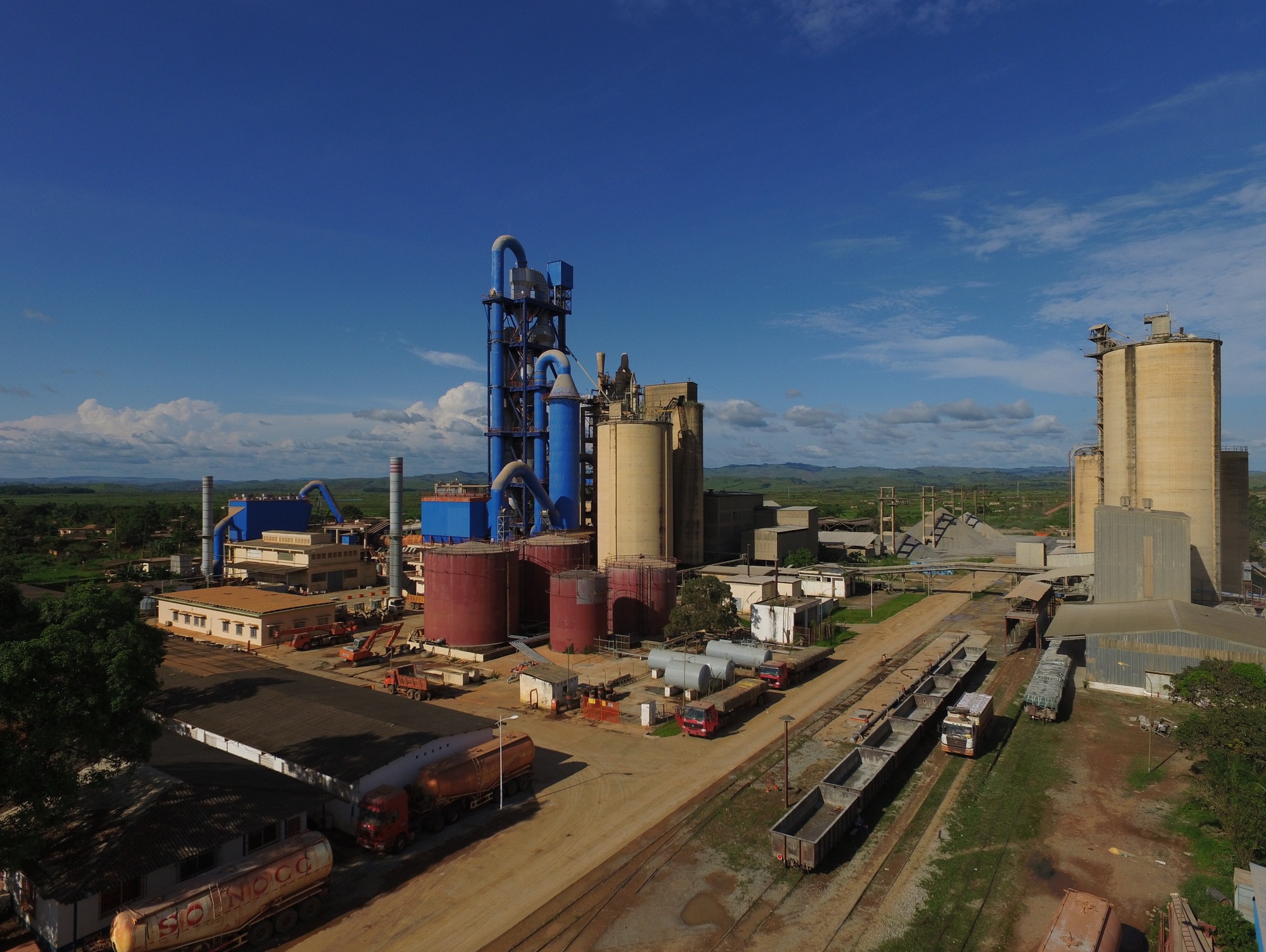 资讯有故事丨“合作工厂意味着稳定和希望” 一位刚果(布)工匠的中国情缘