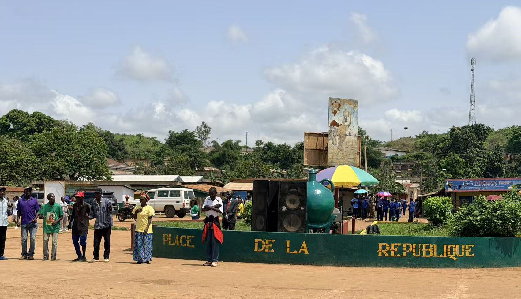 资讯有故事丨“合作工厂意味着稳定和希望” 一位刚果(布)工匠的中国情缘