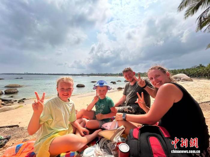 封关半年看海南：“老外”为何喜欢来“追箭”？