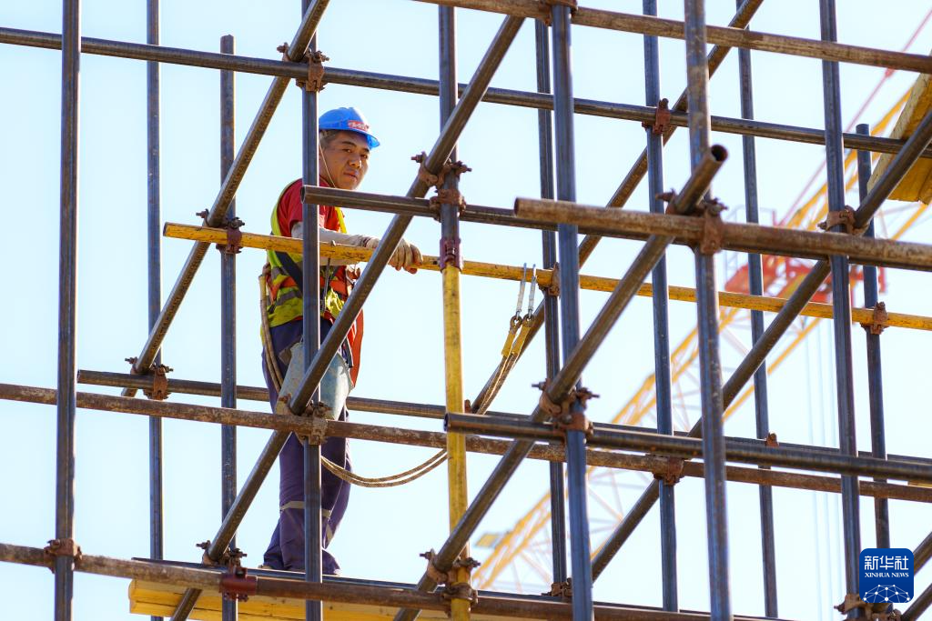 中企助力乌兹别克斯坦奥林匹克城建设