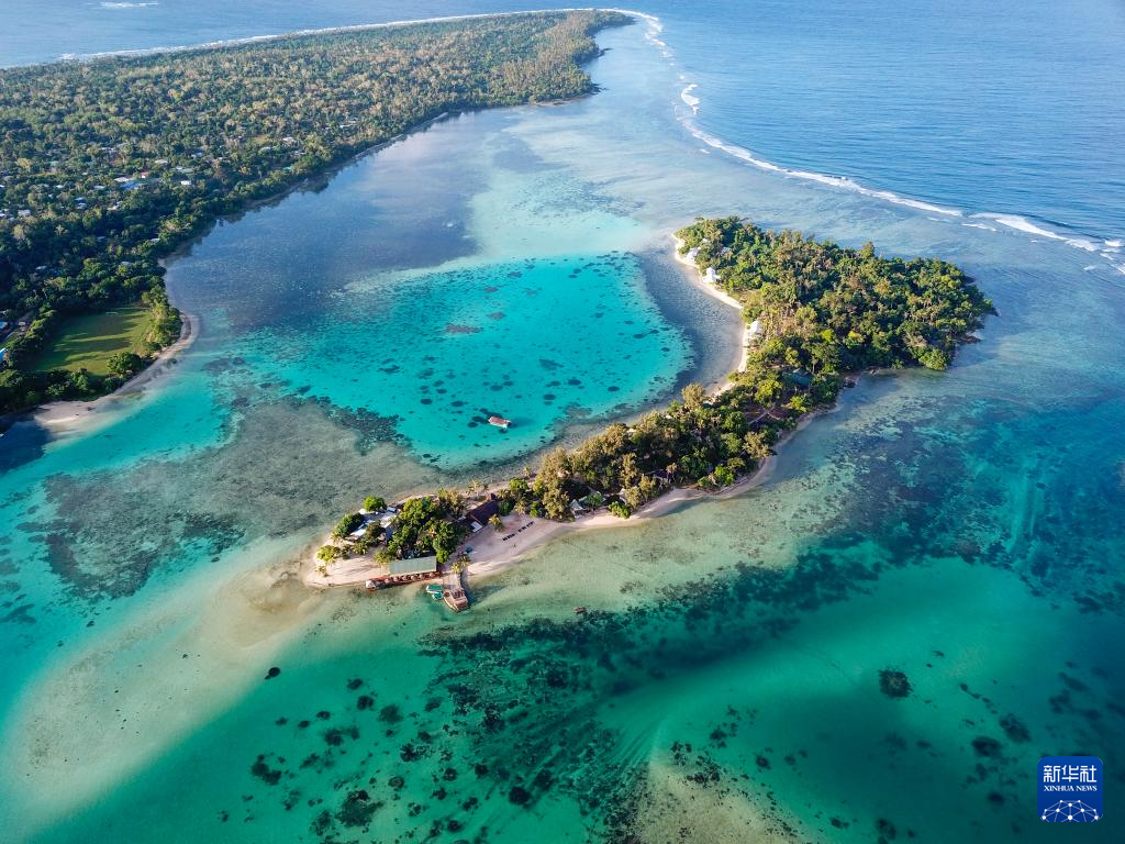 瓦努阿图:碧海环苍翠