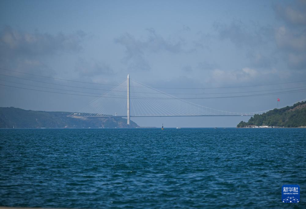 土耳其博斯普鲁斯海峡由南向北航运已恢复