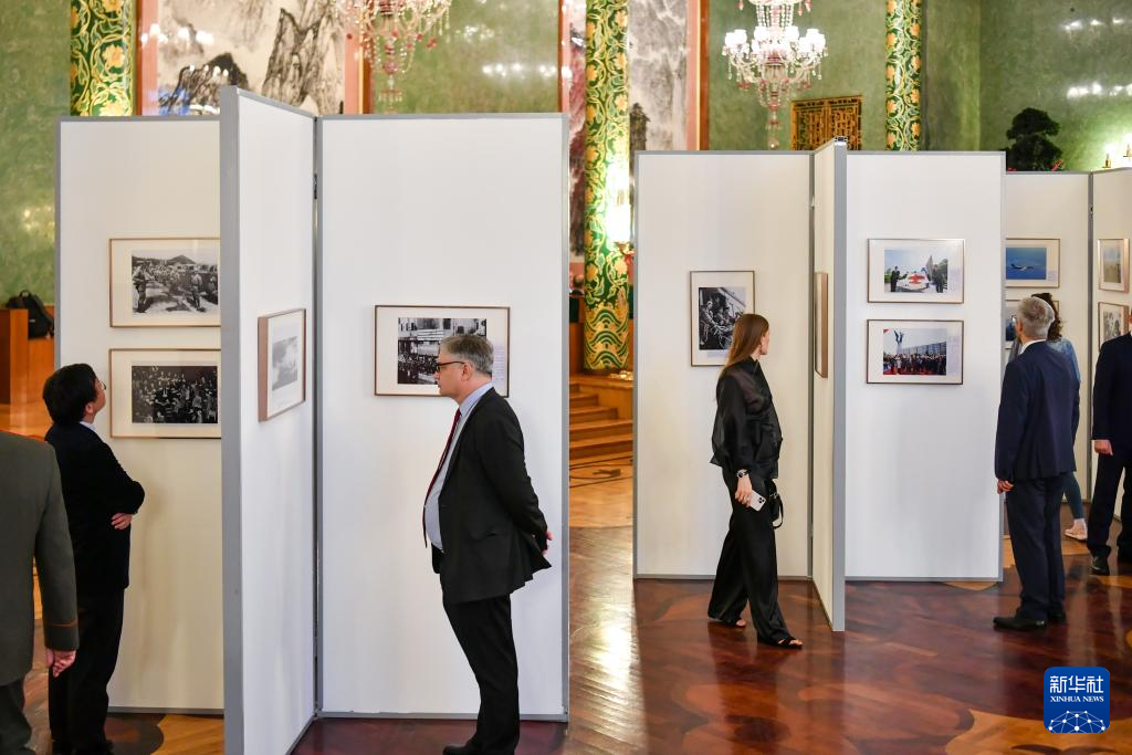 纪念中国人民抗日战争暨世界反法西斯战争胜利80周年图片展在莫斯科举行