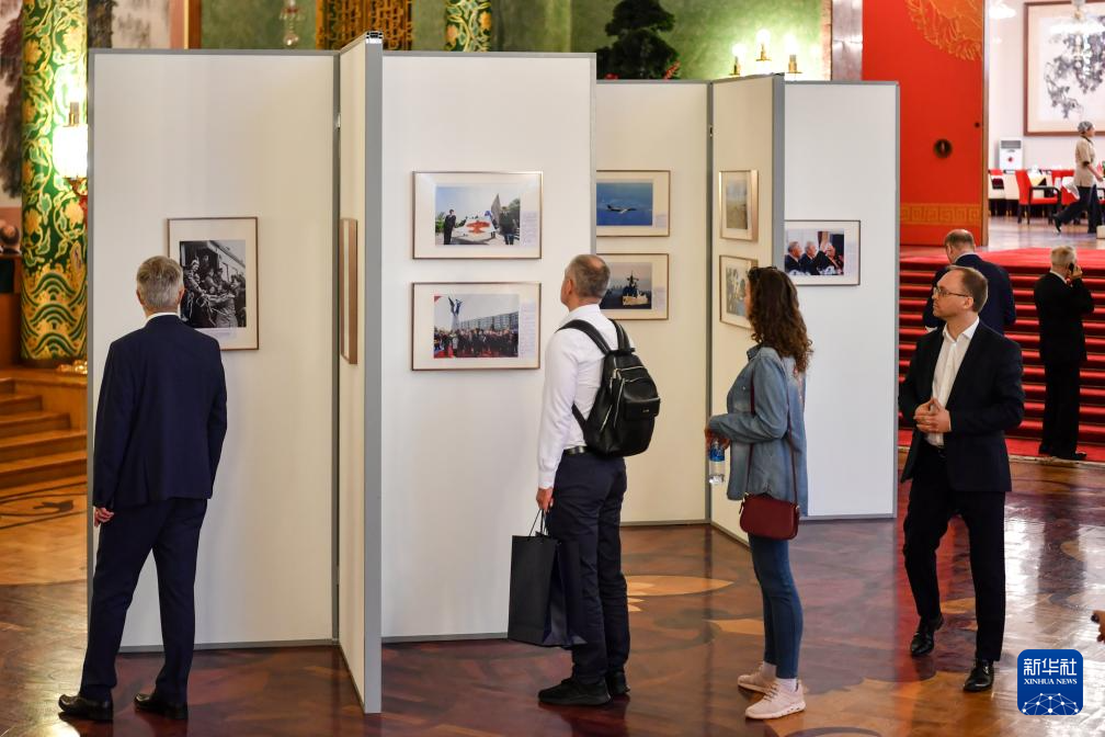 纪念中国人民抗日战争暨世界反法西斯战争胜利80周年图片展在莫斯科举行