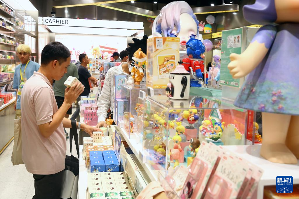 泡泡玛特在多国“圈粉”