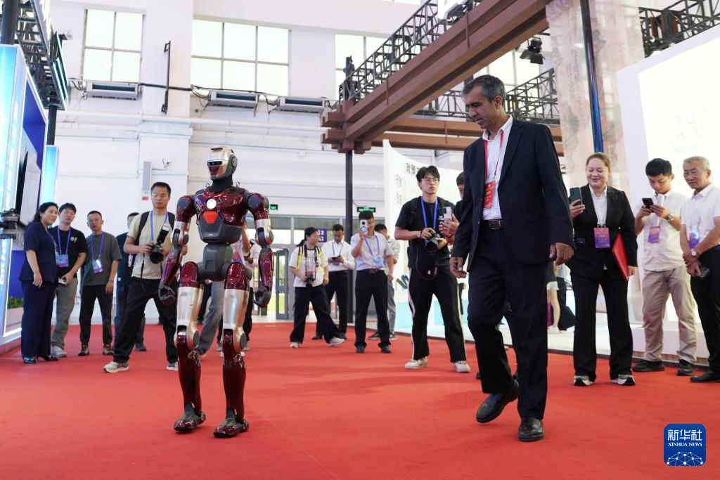 第十五届新疆喀什·中亚南亚商品交易会开幕