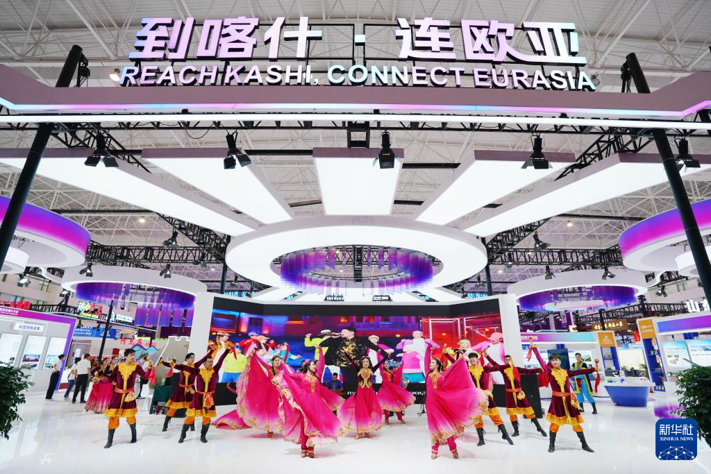 第十五届新疆喀什·中亚南亚商品交易会开幕