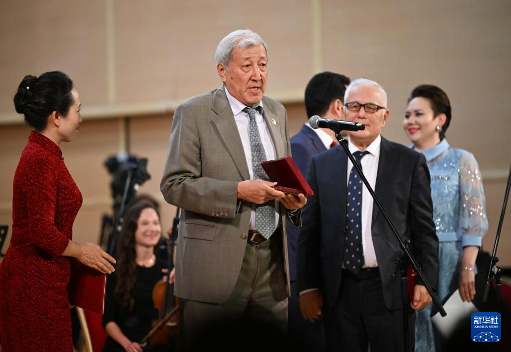 纪念抗战胜利80周年音乐会在阿拉木图举行