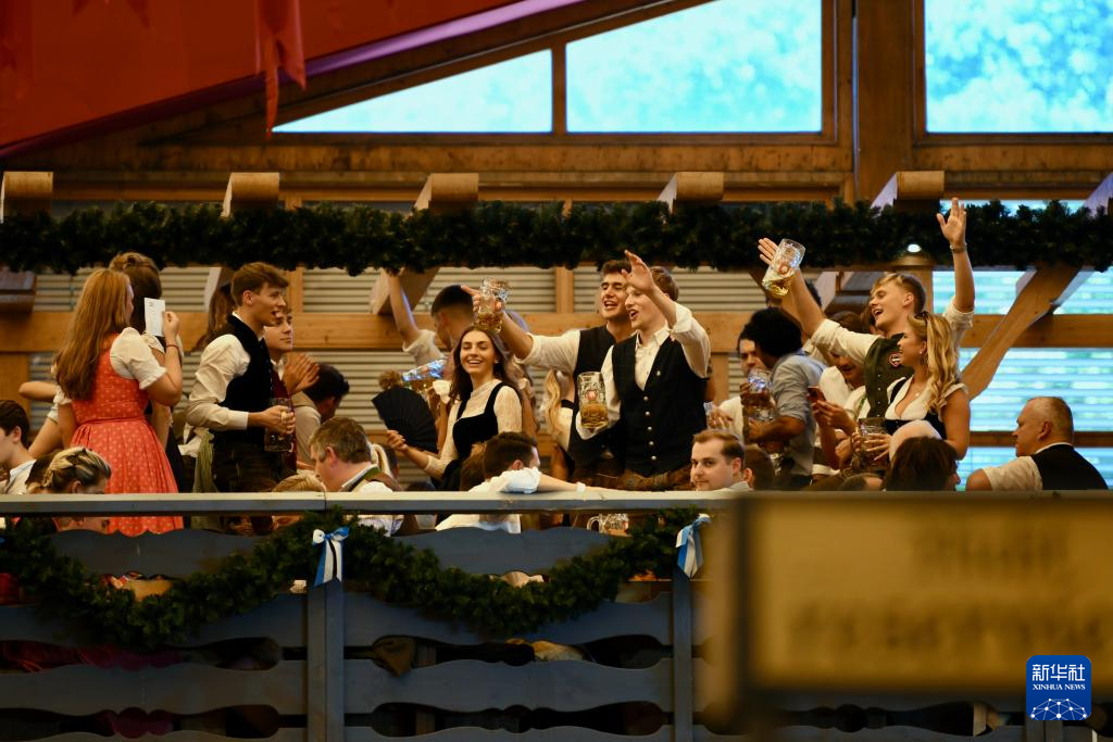 第190届慕尼黑啤酒节开幕