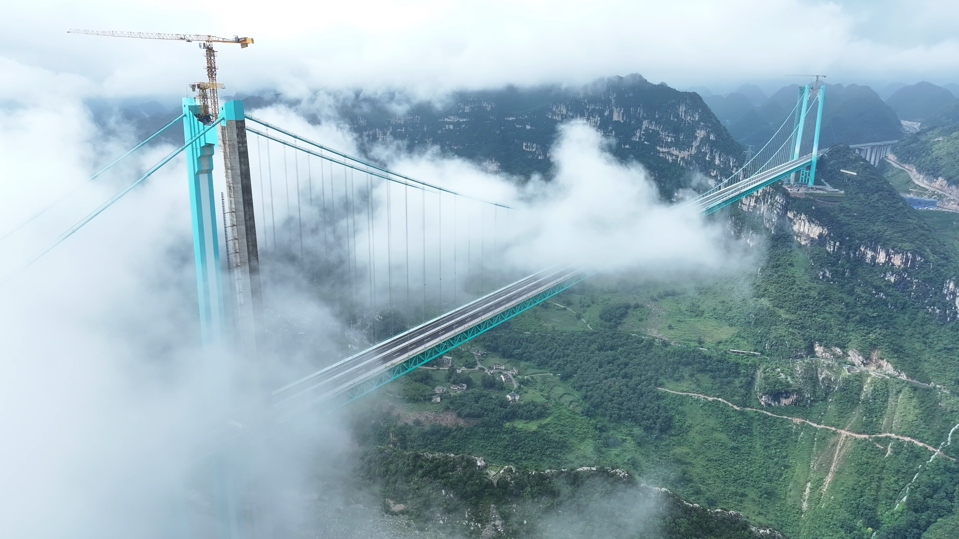 Generation Z in China|美国博主柯鲁瀚:我在贵州见证“横竖”都是世界第一 微信图片_20250922102256.png