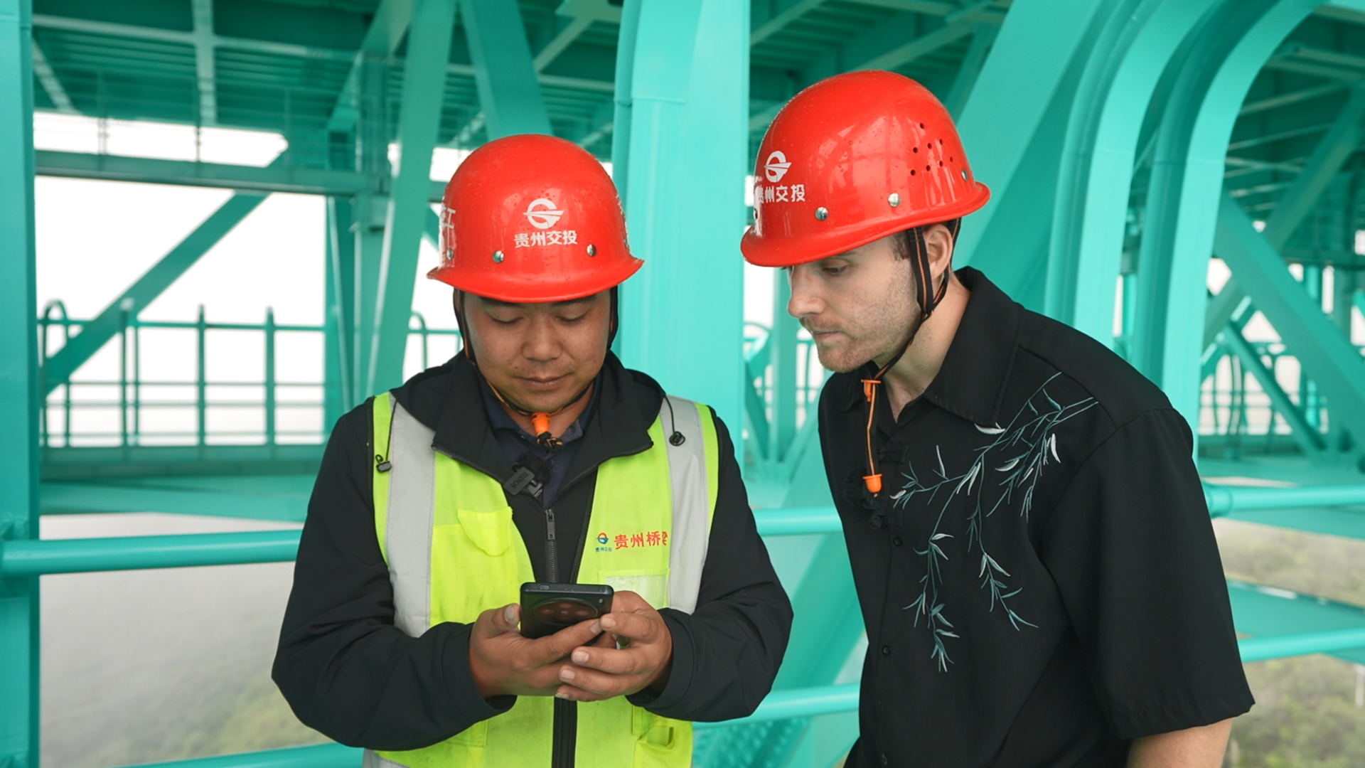 Generation Z in China|美国博主柯鲁瀚:我在贵州见证“横竖”都是世界第一 image.png