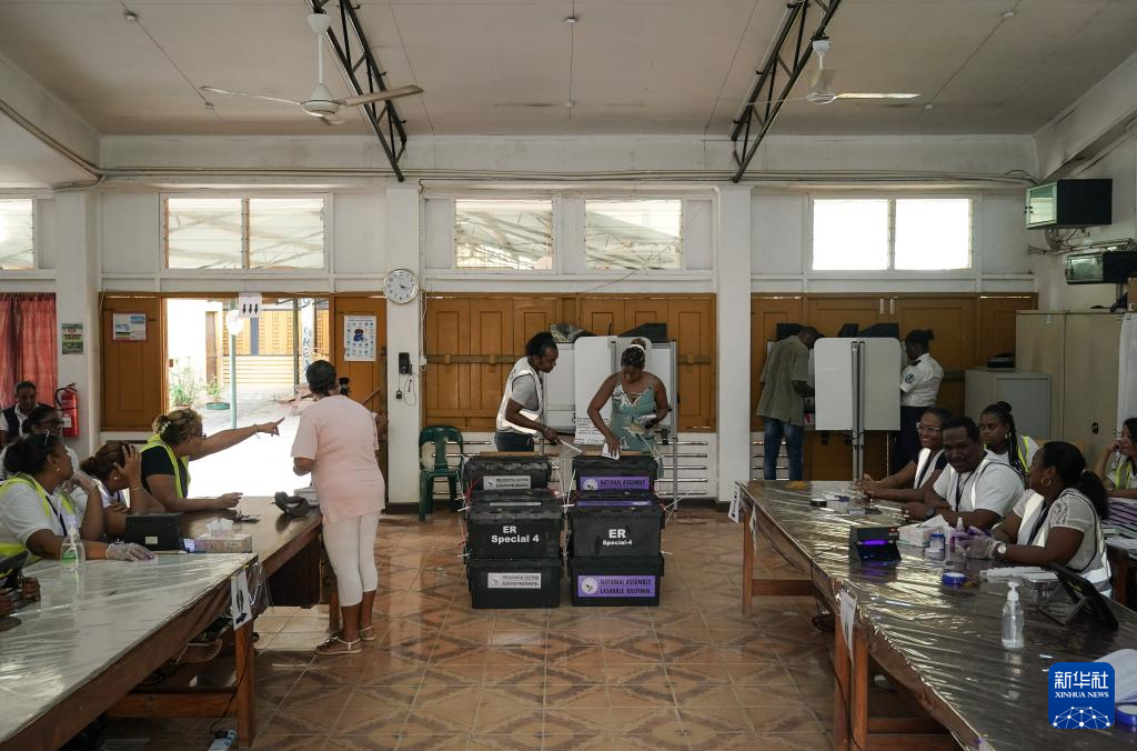 塞舌尔举行总统和议会选举