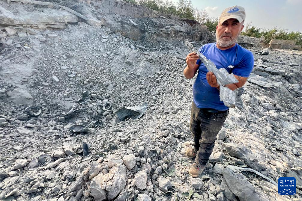 以军空袭黎南部城镇