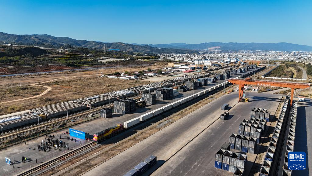 中老铁路新增4趟中亚国际货运班列