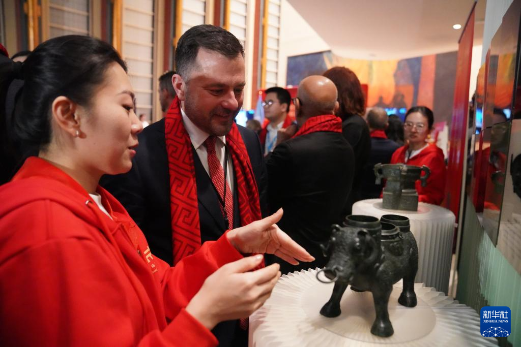 “骏启新程”新春庆祝活动在联合国总部举行