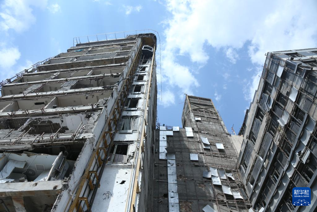 探访美以军事行动中德黑兰被损毁建筑